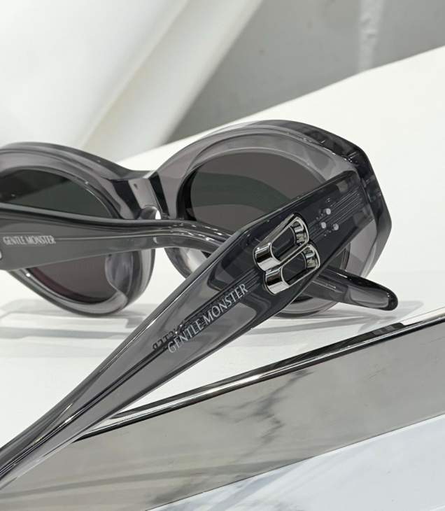 Picture of Gentle Monster Sunglasses _SKUfw66671991fw